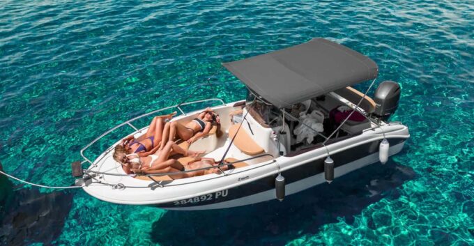 Medulin: Speedboat Adventure With Cave & Island Snorkeling - Relaxation on Levan Island