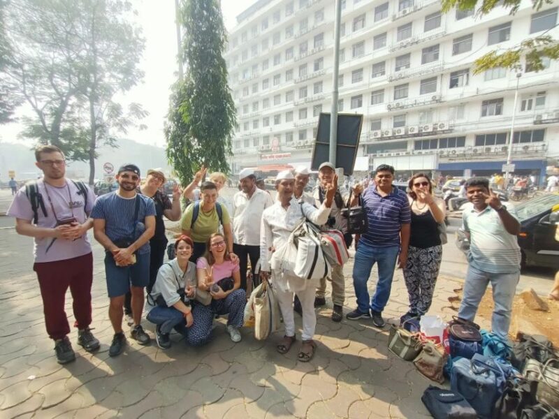 Meet Dabbawala Visit Dhobi Ghat & Dharavi Slum With Train - Dhobi Ghat Exploration