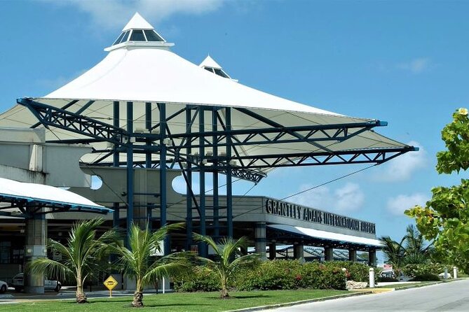 Meet & Greet With Private Roundtrip Transfer Within 28KM to 32KM of GIA Airport - Accessible Transportation