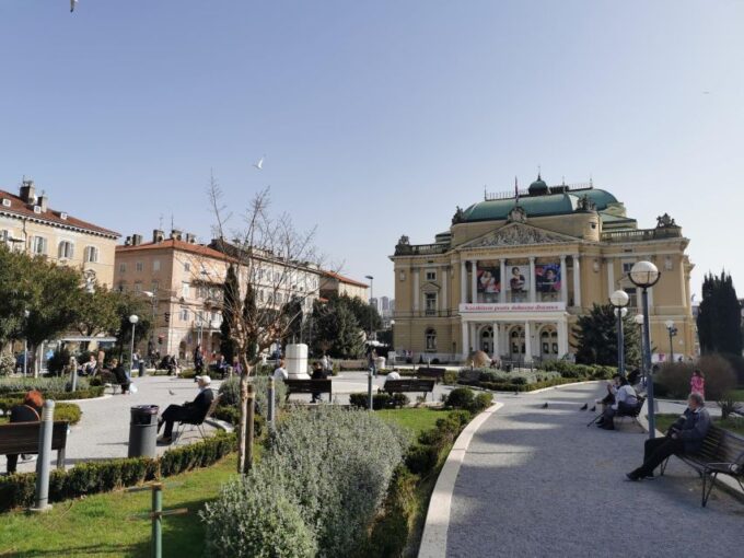Meet History of Rijeka With a Local - Rijeka City Market and Center