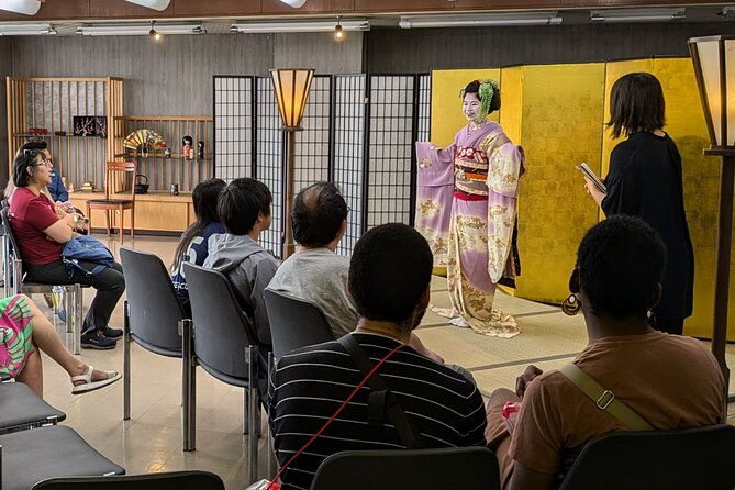MEET MAIKO: Meet-&-Greet, Maiko Show & Experience in Kyoto - Getting to the Meeting Point