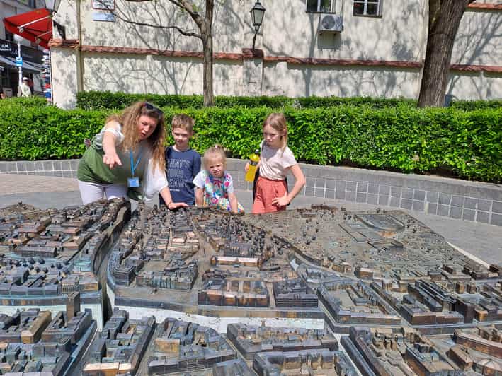 Meet Zagreb: City Hightlights on a Private Walking Tour - Good To Know