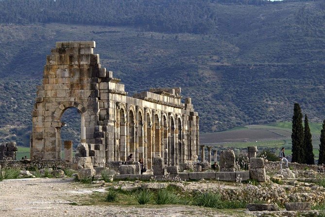Meknes and Volubilis Day Trip From Fez - Booking Your Stay