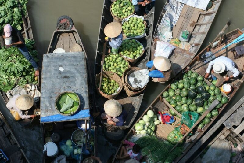 Mekong Day Tour by Car:Cai Be Market, Local Island & Cycling - Cai Be Floating Market Cruise