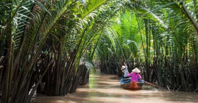 Mekong Delta Full Day Trip - Vinh Trang Pagoda