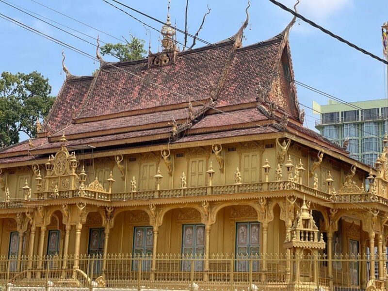 Mekong Island Tour of Phnom Penh City With Lina - Silk Island Guided Tour