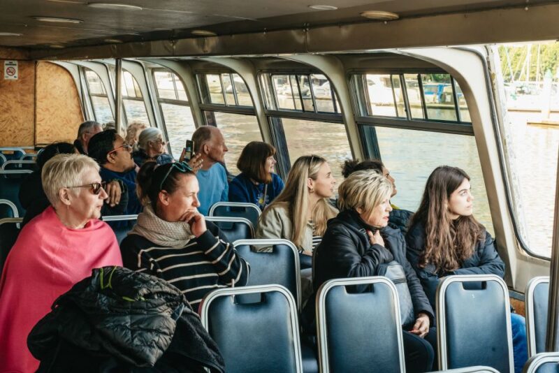 Melbourne: 2-Hour City Highlights River Cruise - Inclusions and Amenities