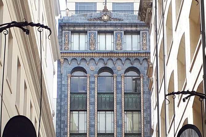 Melbourne Art Deco Architecture Tour - Personalized Experience