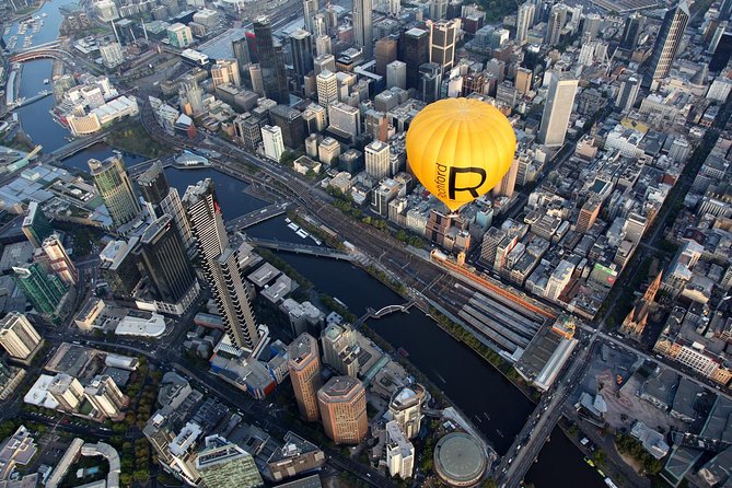 Melbourne Balloon Flight at Sunrise - Professional Guide and Ground Insurance
