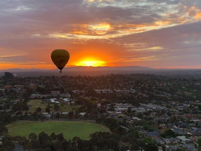 Melbourne: Balloon Flight at Sunrise - Hot Air Balloon Flight