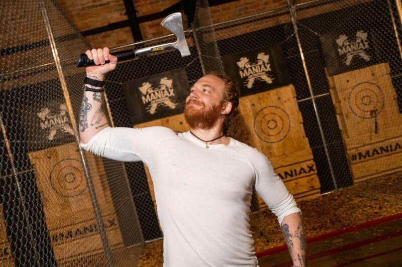 Melbourne CBD: Axe Throwing Session - 1 Hour - Key Points
