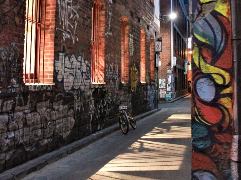 Melbourne: City Exploration Game With Bar and Cafe Stops - Experience Highlights
