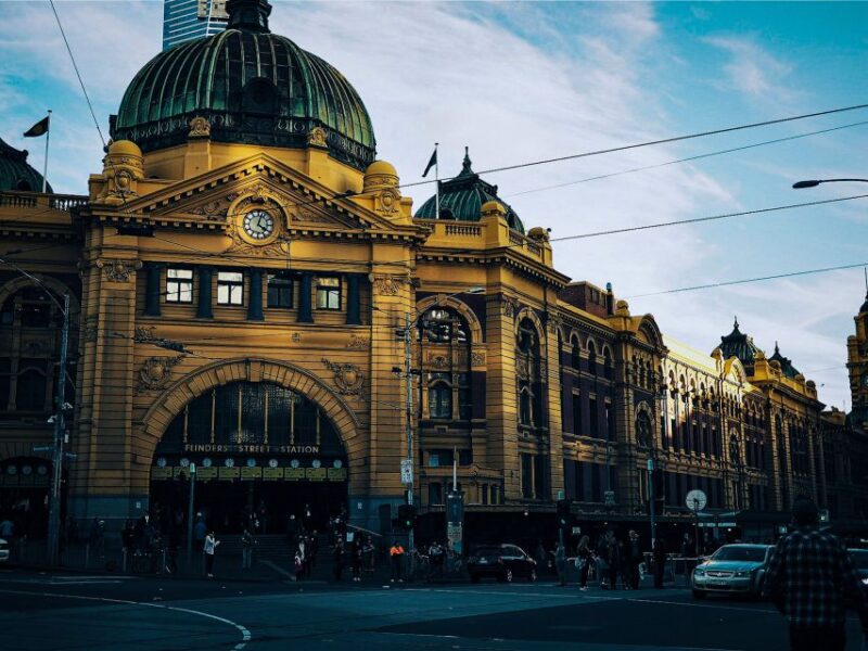 Melbourne: City Exploration Game With Bar and Cafe Stops - Important Information