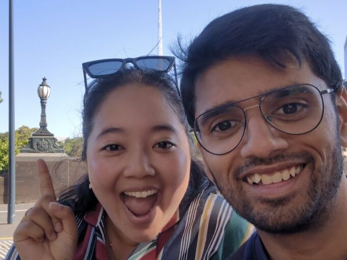 Melbourne: City Exploration Game With Bar and Cafe Stops - Exploring Melbournes Sights