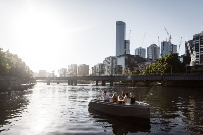 Melbourne: Electric Picnic Boat Rental on the Yarra River - Wheelchair Accessibility