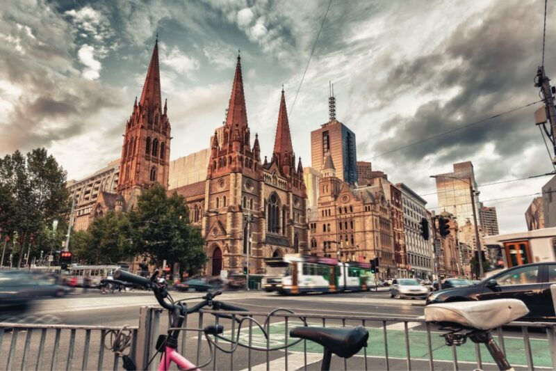 Melbourne: First Discovery Walk and Reading Walking Tour - Itinerary and Highlights