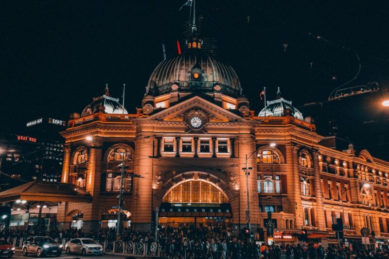 Melbourne Ghost Hunt Quest Experience - Smartphone-Guided City Adventure