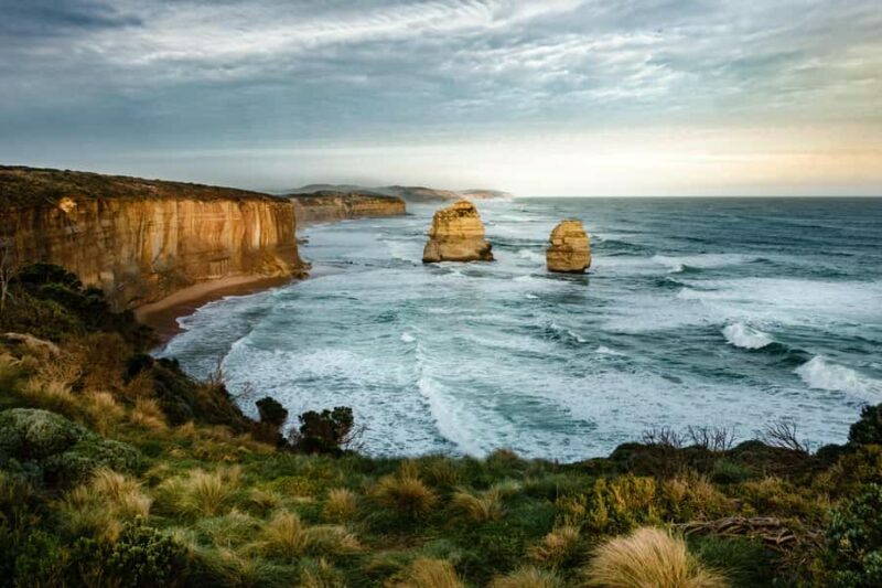 Melbourne: Great Ocean Road ExtendedTop Stops&London Bridge - The Must-See Highlights: Twelve Apostles, Loch Ard Gorge & London Bridge