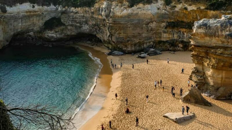 Melbourne: Great Ocean Road ExtendedTop Stops&London Bridge - The Hidden Gem: London Bridge