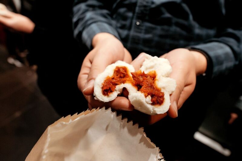 Melbourne: Guided Night-Time Food Walking Tour - Highlights of the Experience