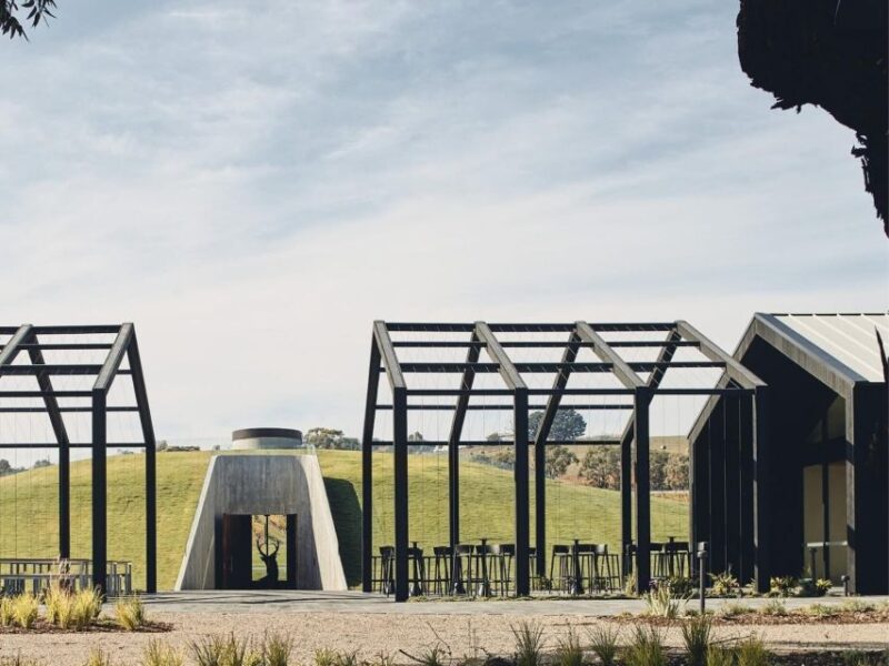 Melbourne: Helicopter, Wine Tasting & Lunch in Yarra Valley - Hubert Estate Cellar Door Tasting