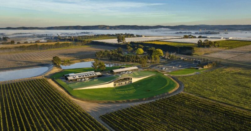 Melbourne: Helicopter, Wine Tasting & Lunch in Yarra Valley - Premium Wine Varietals Tasting