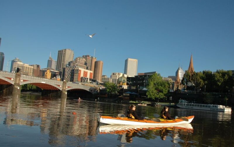 Melbourne: Iconic City Sights Kayak Experience - Experience Highlights
