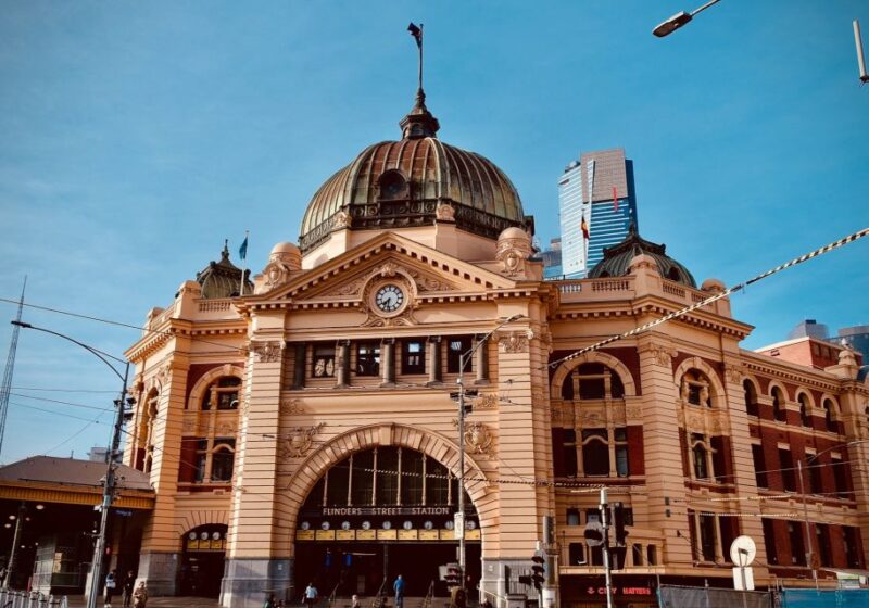 Melbourne: Scavenger Hunt and Sights Self-Guided Tour - Meeting Point and Start