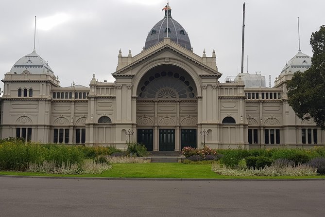 Melbourne Sights & Sounds Private Tour - Guide Commendations