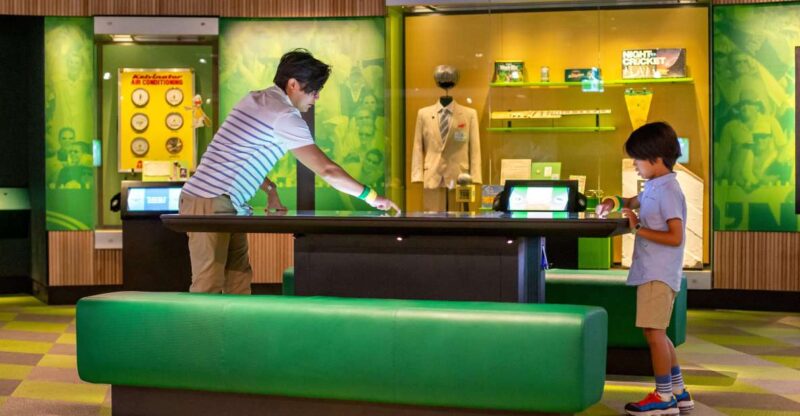 Melbourne Sports Walk + Free MCG Sports Museum - Experience Highlights