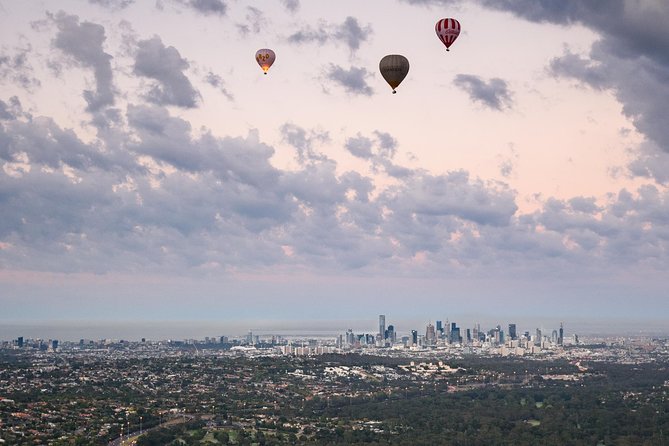 Melbourne Sunrise Balloon Flight & Champagne Breakfast - Complimentary Champagne Breakfast