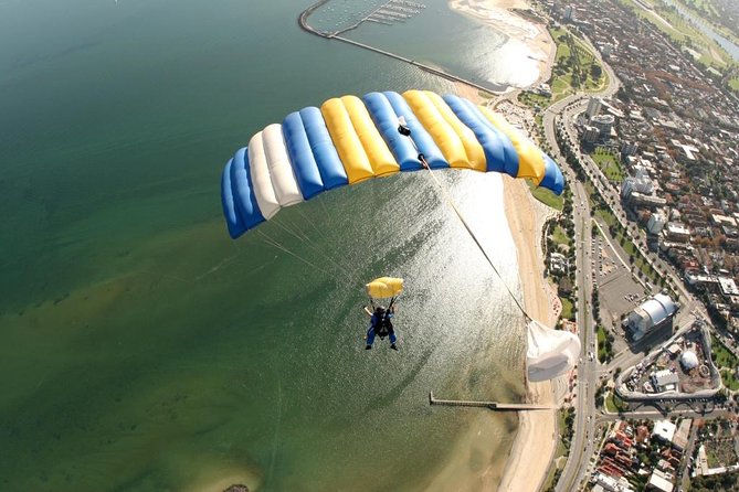 Melbourne Tandem Skydive 14,000ft With Beach Landing - Scenic Flight and Freefall