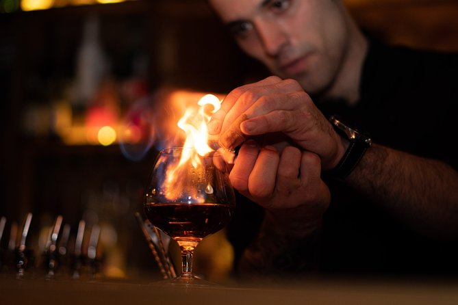 Melbourne Walking Tour: Uncover Hidden Laneway Bars - Laneway Bars in Melbourne
