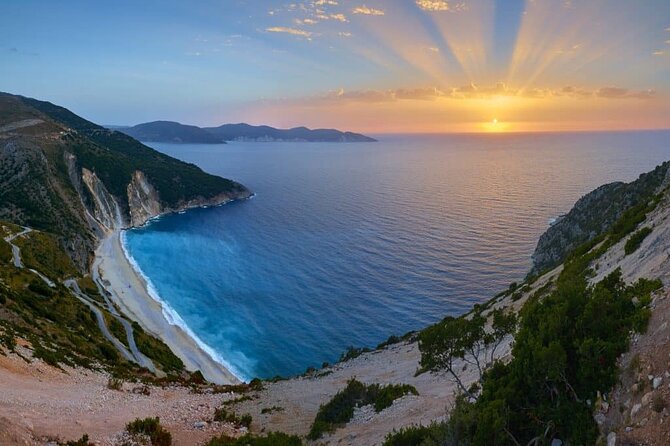 Melissani Lake - Drogarati Gave - Myrtos Foto Stop - Myrtos Beach Scenic Viewpoint