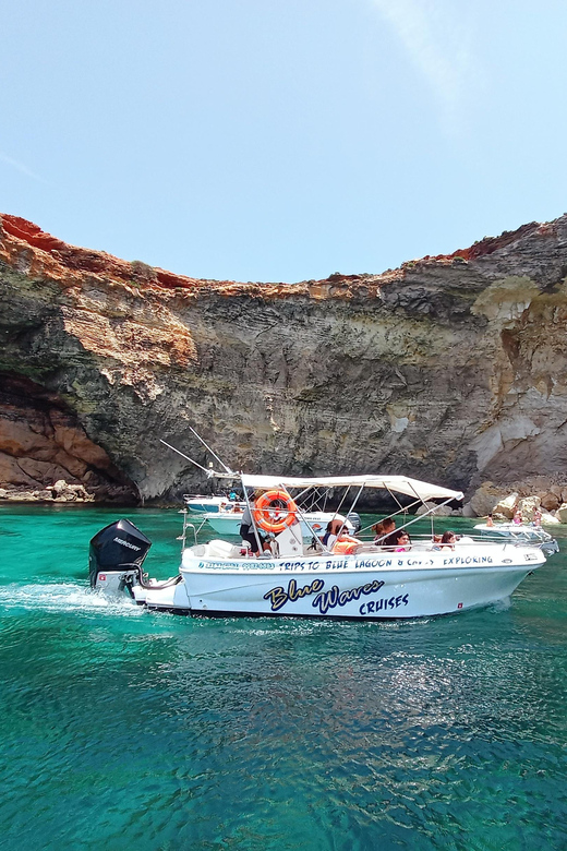Mellieha: 1:00pm Speedboat Round Comino Caves 2h Blue Lagoon - Key Points
