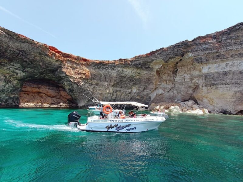Mellieha: 1:00pm Speedboat Round Comino Caves 2h Blue Lagoon - Highlights of the Tour