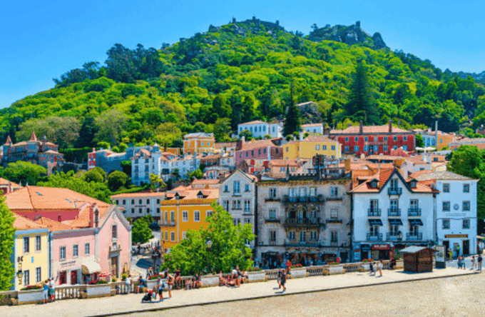 Memorable Private Half Day Tour in Sintra - Pena Palace Exploration
