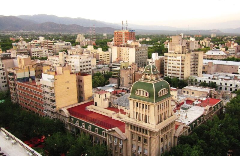Mendoza: Historical City Walking Tour - Itinerary Highlights
