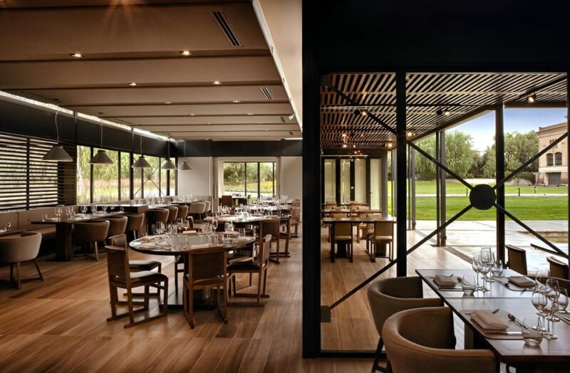 Mendoza in a Day: Wine Tour, Lunch + Transportation - Customer Service and Language Options