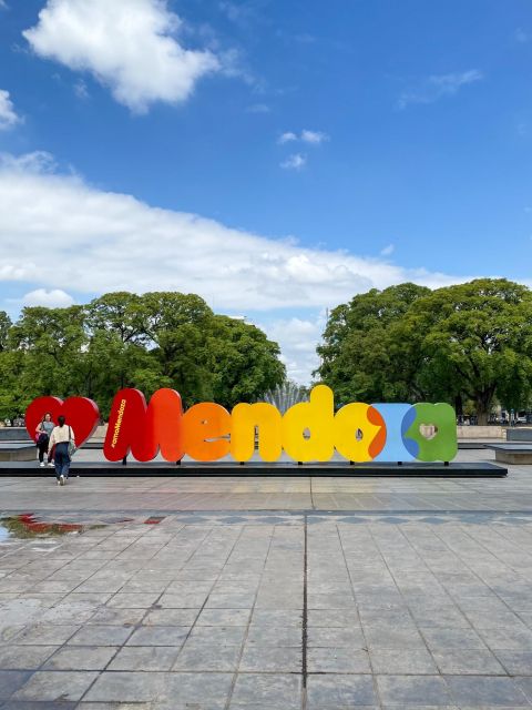 Mendoza Walking Tour: the History of the City and the Park! - Experience Highlights