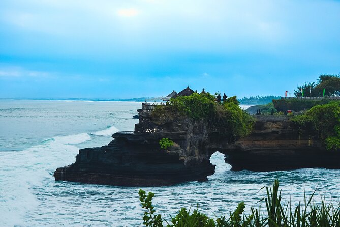 Mengwi Temple, Sacred Monkey Forest, Tanah Lot Sunset Tour - Location and Duration