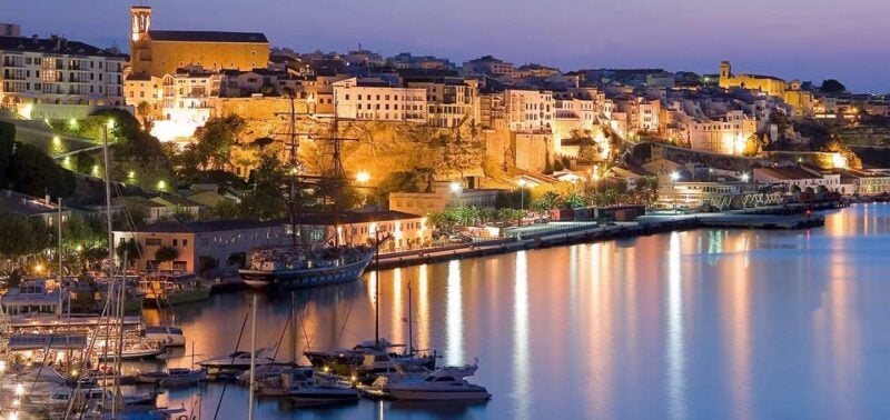 Menorca: Mahon Guided Walking Tour With History & Tastings - Key Stops