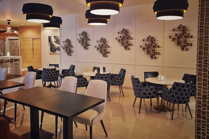 Mera VIP Lounge at Cancun International Airport - Booking and Reservation