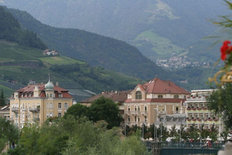 Merano Private Guided Walking Tour - Key Points