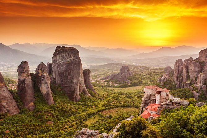 Mercedes Private Tour Meteora - Thermopylae - Tour Overview and Features