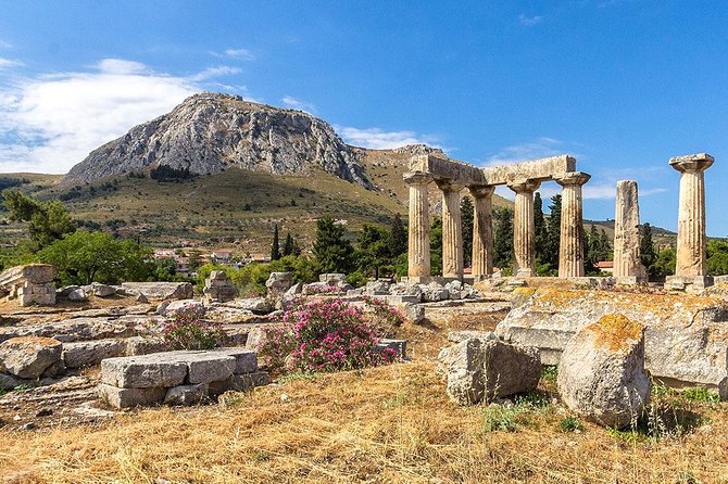 Mercedes Private Tour to Ancient Corinth and Canal - Recap