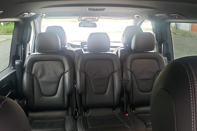 Mercedes V250 Transfers - Accessibility and Participation
