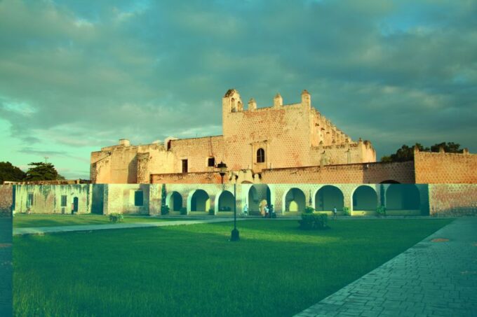 Mérida: Chichén Itzá and Valladolid Guided Tour With Buffet - Frequently Asked Questions