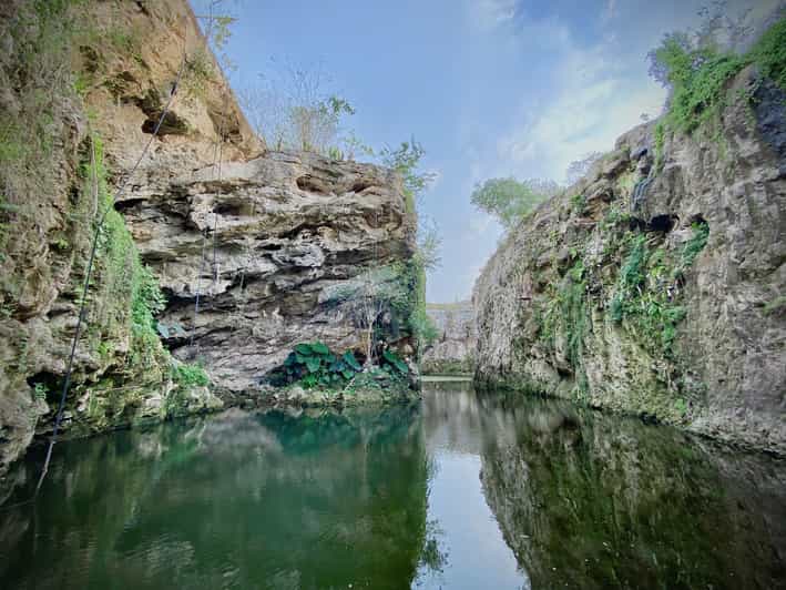 Mérida: Full-Day Sacred Cenotes Tour With Lunch - Cenote Experience