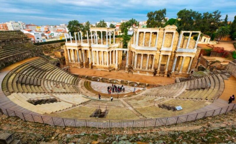 Merida: Roman Theater Private Walking Tour - Roman Amphitheater: Gladiator Battles and Beyond